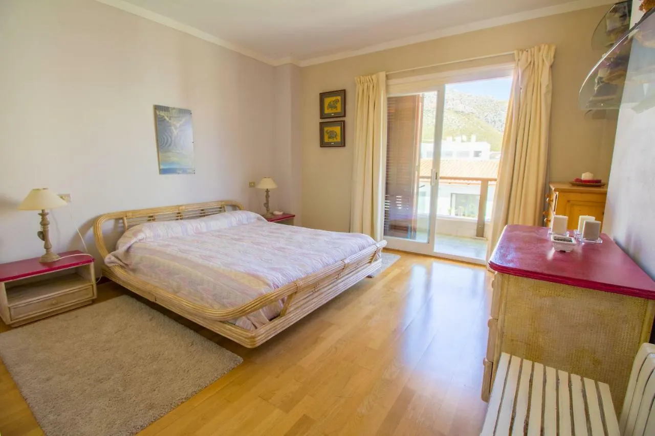 High Quality Apartment 40 Meters From Beach Port de Pollenca Spain
