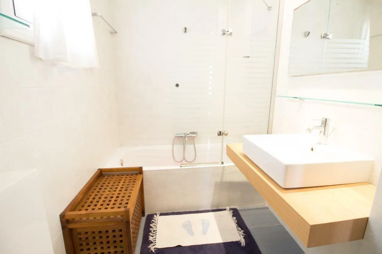High Quality Apartment 40 Meters From Beach Port de Pollença Spanje
